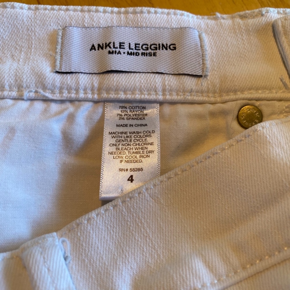 Mid Rise White Ripped Skinny Jeans - Picture 6 of 6